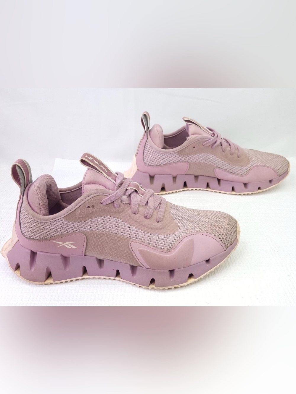 Reebok Zig Dynamica in Ashen Lilac Size 8.5